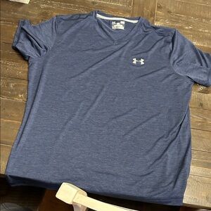 Under Armour Men's Heathered Blue V-Neck Tee